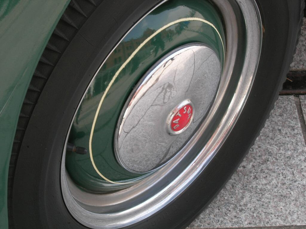 Datsun DC3 - wheel detail