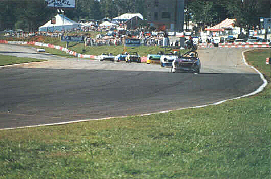 Ernie de Jacomo leads the chasing pack - ARRC, 1986