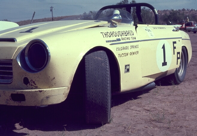 Dick Roberts' 1600 - front 3/4 view