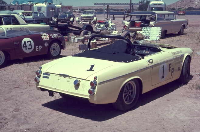 Dick Roberts' 1600 - rear 3/4 view