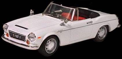 Ebbro Fairlady 2000 3/4 View